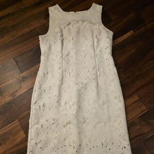 Ann Taylor Cream Floral Lace Dress